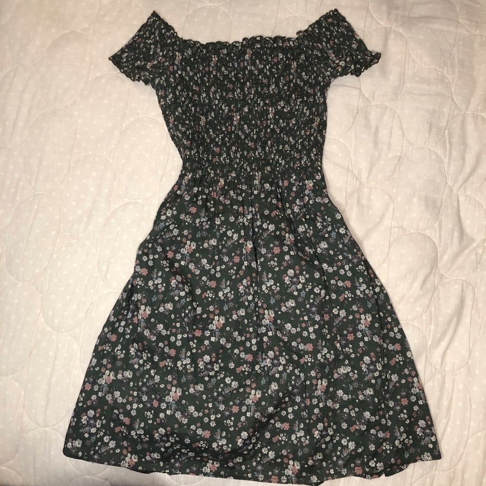 Brandy Melville Caley Dress